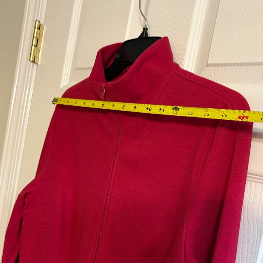 Women's Jacket - Picture 9 of 11